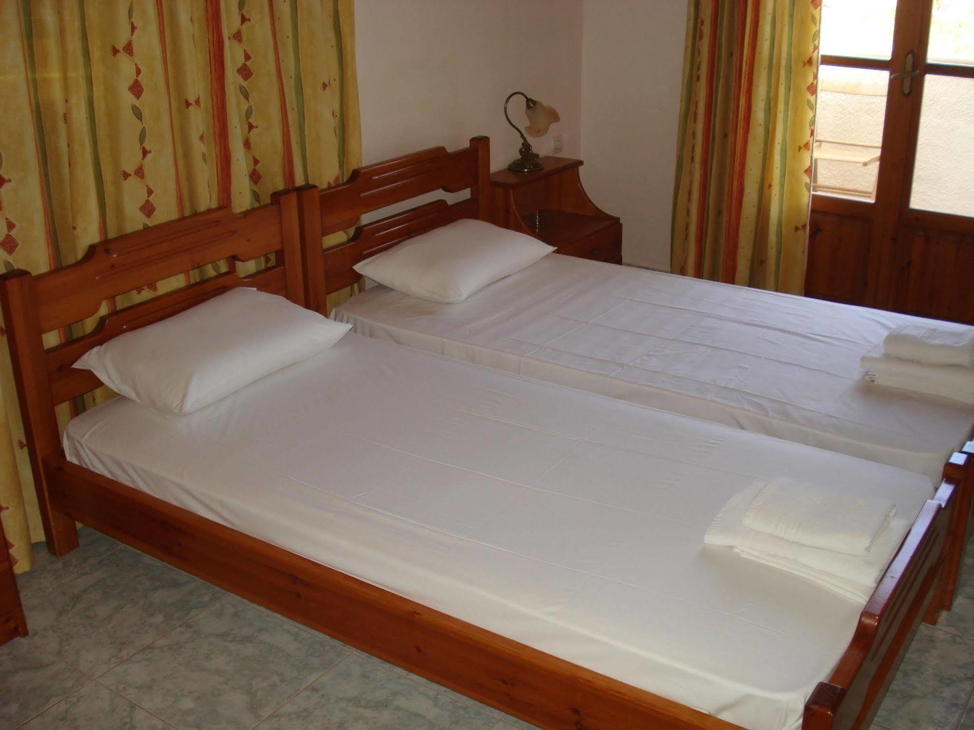 Philoxenia Rooms Sitia  Ngoại thất bức ảnh